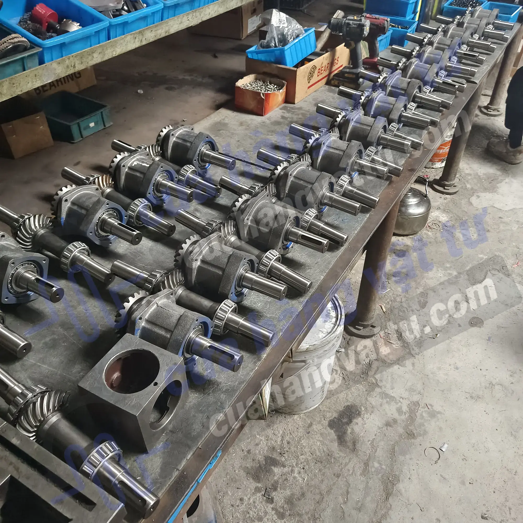 sản xuất bộ phân phối truyền trộng