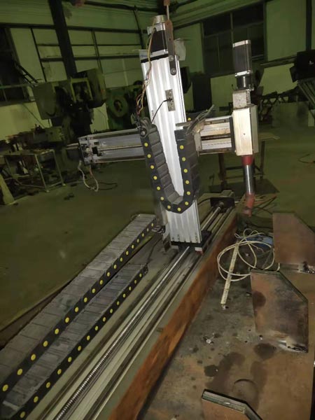 Trục Z máy CNC