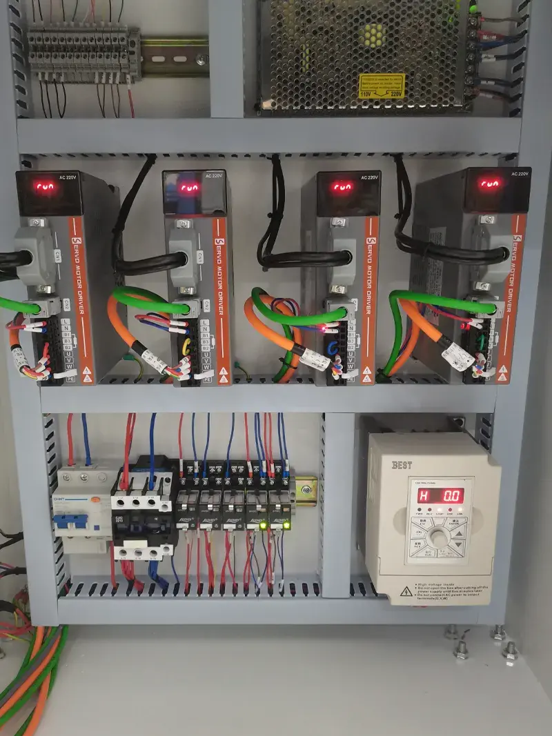 động cơ AC servo lichuan