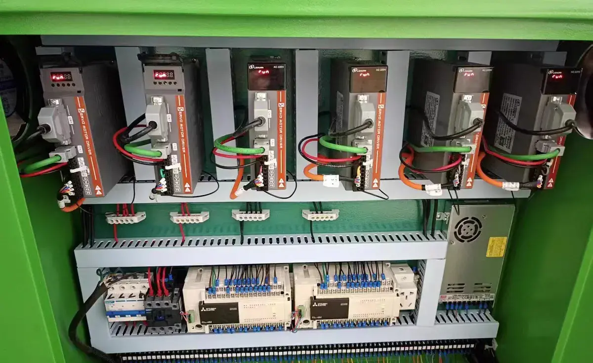 động cơ AC servo lichuan