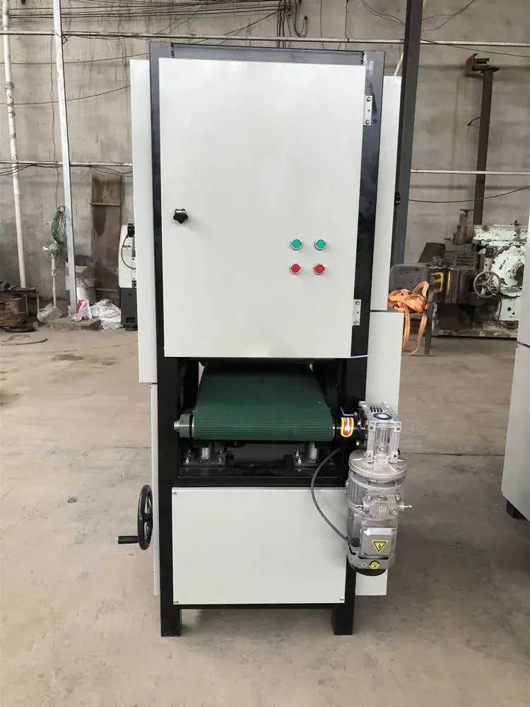 máy đánh nhám thùng