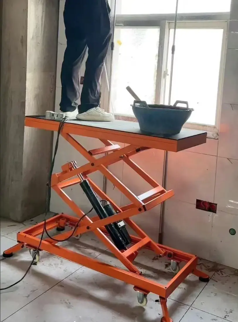 bàn nâng thuỷ lực dùng trong xây dựng